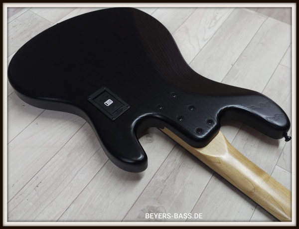 Sandberg California II TT4 Fretless, Open Pore Black, Lefthand